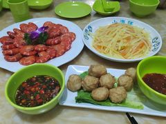 -小海豚•老字号海鲜餐厅(天涯店)