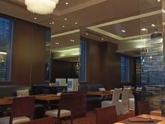 -上海西藏大厦万怡酒店Momo Cafe(徐汇店)
