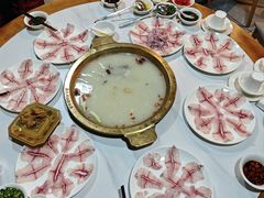 -颜氏双江清水鱼一养身火锅(磁器口店)