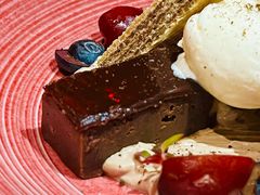 巧克力布朗尼-BROWNSTONE布朗石西班牙餐厅(富城店)