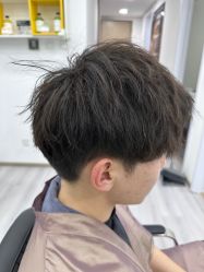 -LILI·HAIR SALON理理造型