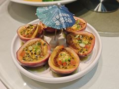 百香果蒸中鲍鱼-79号渔船海鲜饭店(宝安店)