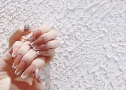 -EAST日式美甲美睫沙龙