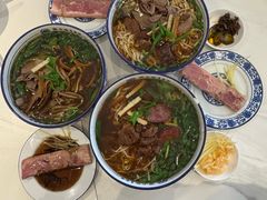 -镇南锅盖面馆(解放路店)