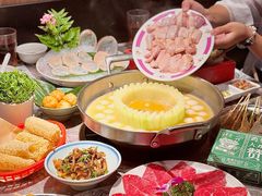 -禄婶鸡煲·打边炉