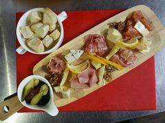 -CIN CIN CANTINA&BAR