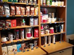 零售区-星巴克(石厦街店)