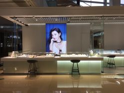 点击看大图 -潮宏基珠宝旗舰店(苏宁广场店)
