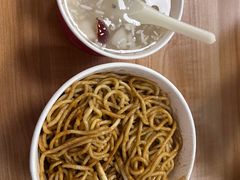 -江三王记牛杂馆(总店)