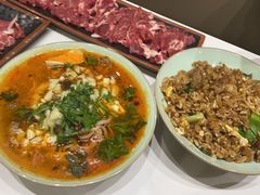 -犇牛记·鲜牛肉火锅