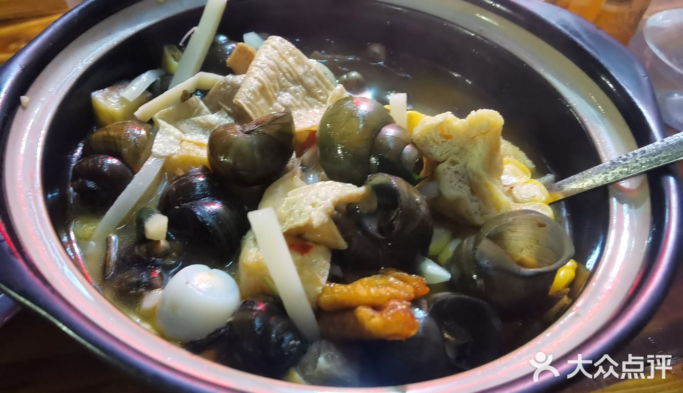 中国十大美食街—南宁中山路美食街