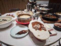 -梅利汴京烤鸭•开封豫菜地标店(东大街店)