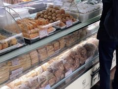 面包甜点陈列柜-闻酥园(大慈寺店)