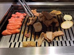 -臻牛烤肉