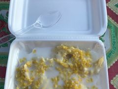 -芒果糯米饭摊子