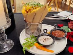 -Mark&Mars Restaurant