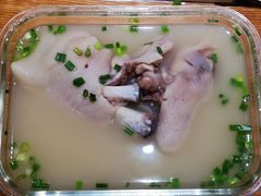 -雷祖芳老妈蹄花店