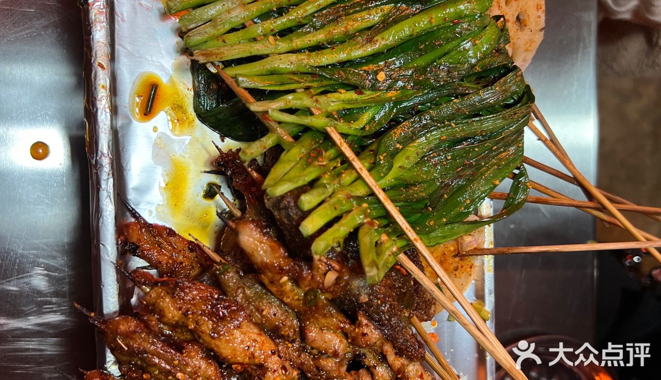 九街附近的烧烤