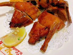 脆皮乳鸽-凤城礼记鱼翅海鲜酒家(新马路总店)