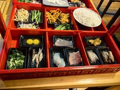 传统过桥米线-勺子米线·云南传统小吃市集(四方街店)