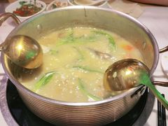 -六少·猪肚包鸡火锅(卓悦INTOWN店)