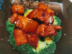 外婆家的红烧肉-悦哉·派对·草坪婚礼·围炉煮茶(三圣乡店)