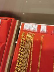 -周大福CHOW TAI FOOK(解放路天鸿小食代店)