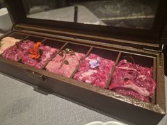 -左庭右院鲜牛肉火锅黑金店(陆家嘴中心店)