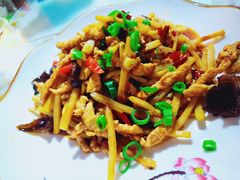 鱼香肉丝-陈帅夜排档·龙虾·炒菜·烤串(世茂店)