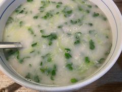 -聚鑫朋酸菜肥肠(文艺路口店)