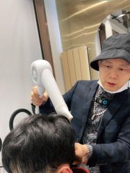 -卡尔诗·科技美肤连锁