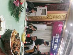 -皇宫大酒店