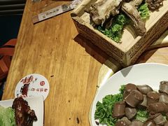 -一群羊手扒肉·火锅·早茶(远东公寓店)