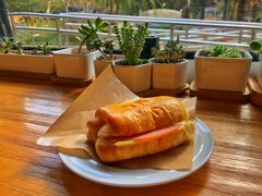 -Cafe Villa