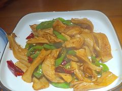 -牛记老坛香牛肉馆(六顺街店)