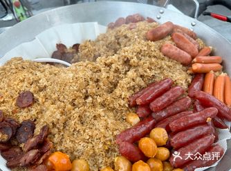 地铁出口的早餐—美味扎实糯米饭