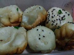 三拼生煎-小杨生煎(成山巴黎春天店)