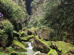 -龙水峡地缝景区