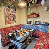 长白山保护开发区池北区白山街三江源宾馆楼下