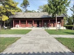 -汤和墓古迹园