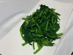 豌豆尖-小河盐帮·私家菜·烤鸭(三元桥·霄云路店)