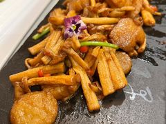 -荟廷·晶萃(陆家嘴尚悦湾店)