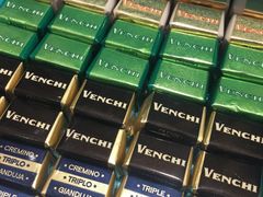 -VENCHI 闻绮(北京国贸商城店)