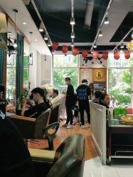 点击看大图 -妃格美发沙龙·烫发·染发