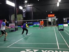 -尤尼克斯羽毛球主题馆
