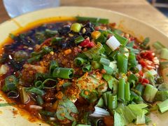 -拈签一笑黄牛肉辣卤串串