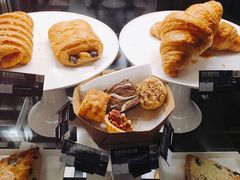 -星巴克臻选(济南万达店)