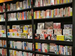零售区-西西弗书店·矢量咖啡(新光天地店)