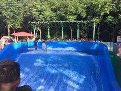 -汤山欢乐水世界