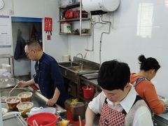 -巧手馄饨(箍桶巷店)